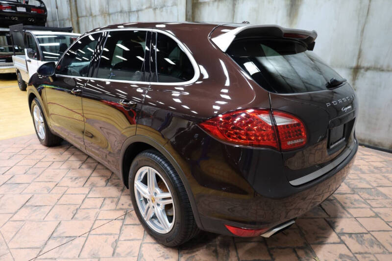 2014 Porsche Cayenne Platinum