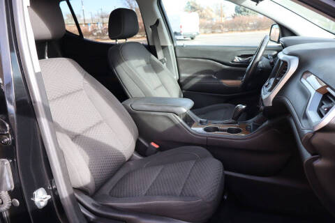 2018 GMC Acadia SLE-2