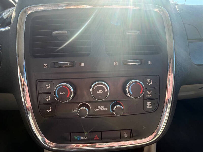 2016 Dodge Grand Caravan SXT