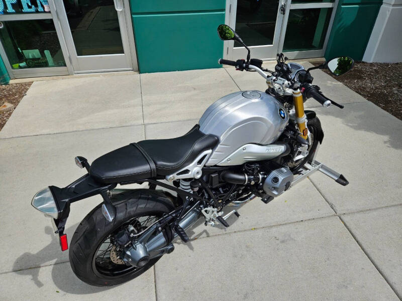 2016 BMW R NineT Base