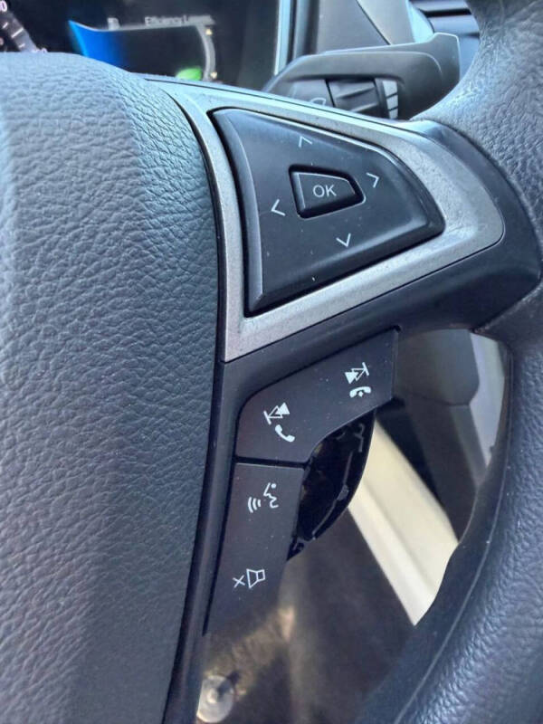 2019 Ford Fusion Hybrid SE