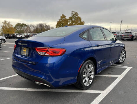 2015 Chrysler 200 S