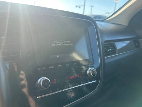 2020 Mitsubishi Outlander SEL