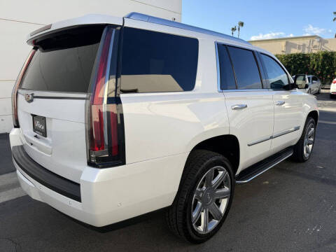 2020 Cadillac Escalade Premium Luxury