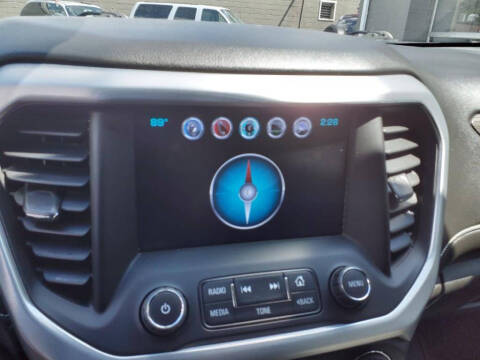 2017 GMC Acadia SLT-1