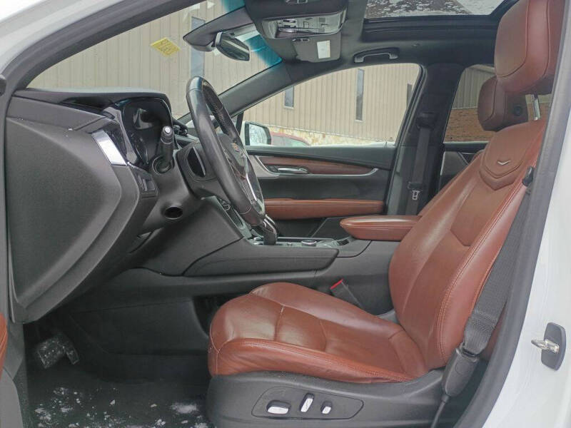 2021 Cadillac XT5 Premium Luxury