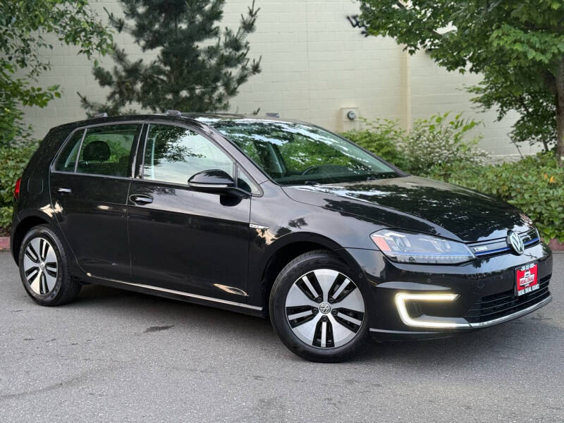 Used 2016 Volkswagen e-Golf e-Golf SEL Premium with VIN WVWPP7AUXGW914008 for sale in Everett, WA