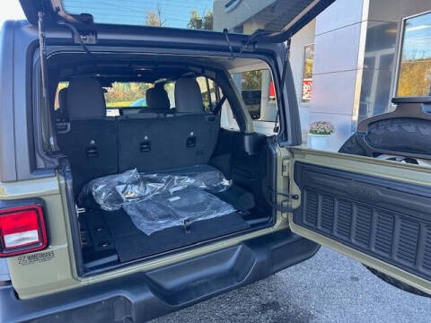 2025 Jeep Wrangler Sport