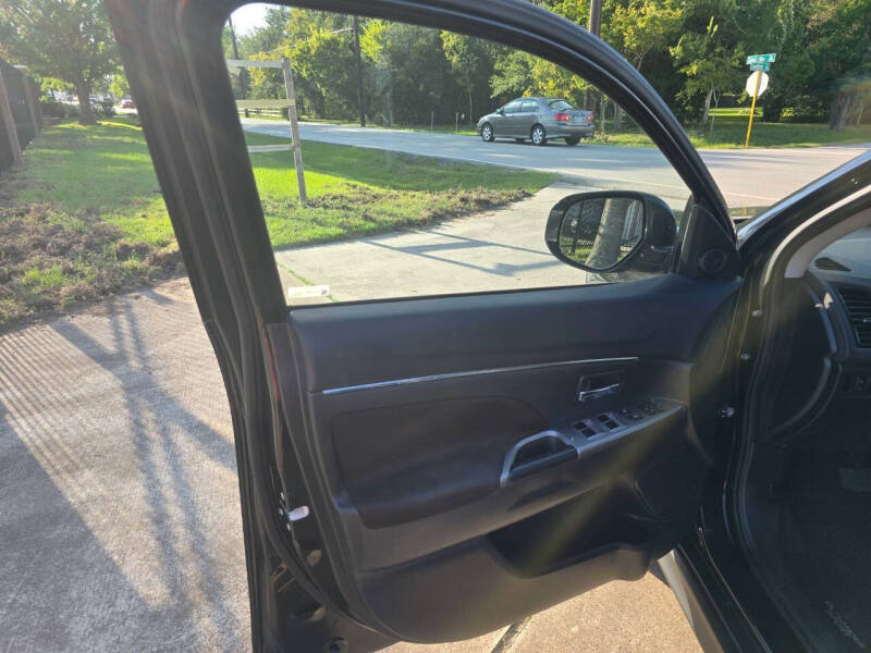 2020 Mitsubishi Outlander Sport SE