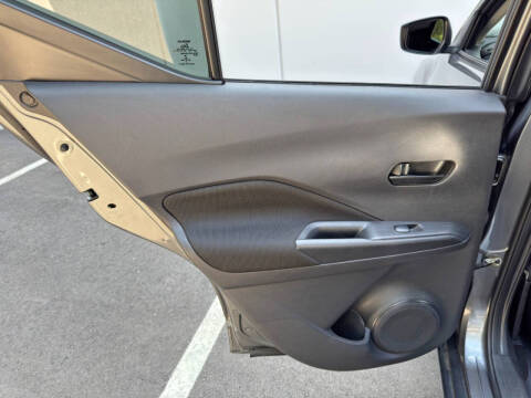 2021 Nissan Kicks S