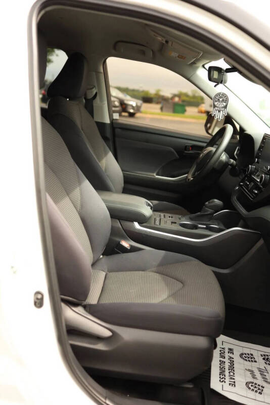 2020 Toyota Highlander L