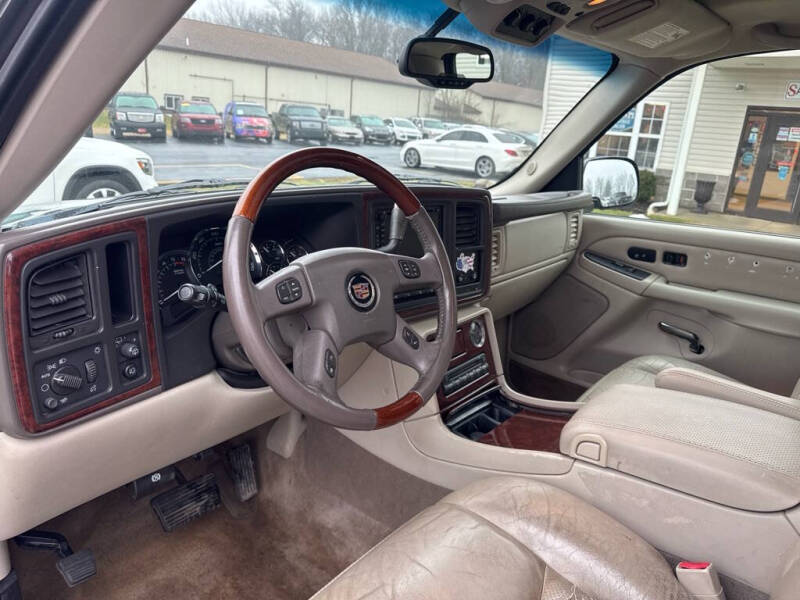2005 Cadillac Escalade