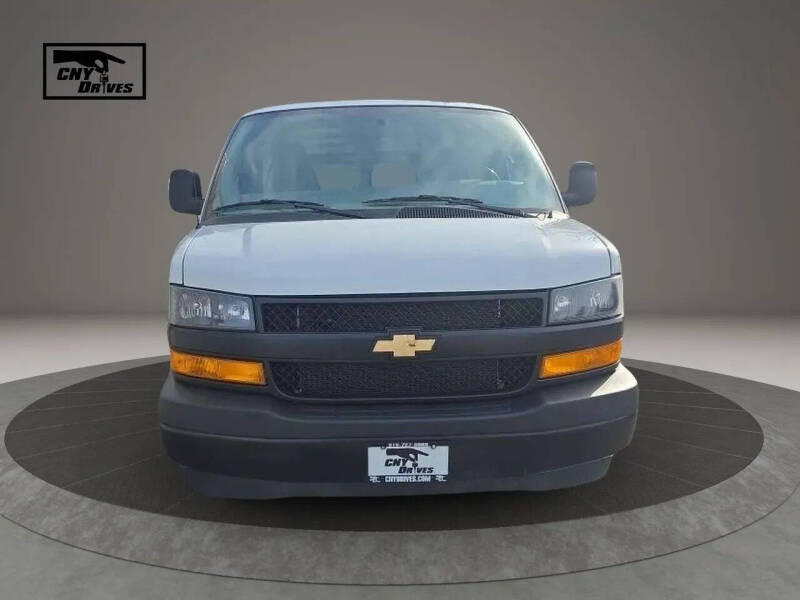 2022 Chevrolet Express 3500