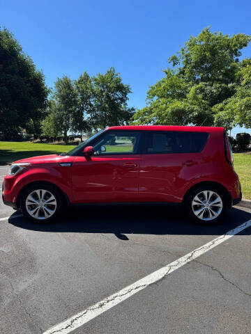 2015 Kia Soul +