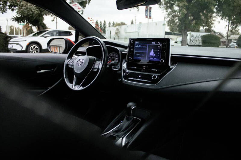 2021 Toyota Corolla Hatchback SE