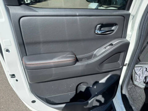 2025 Nissan Frontier