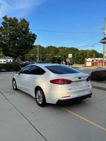 2019 Ford Fusion SE