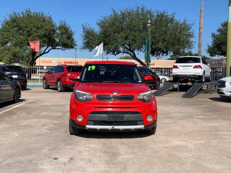 2019 Kia Soul +