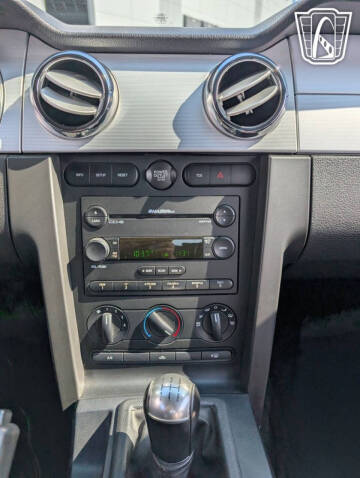 2005 Ford Mustang