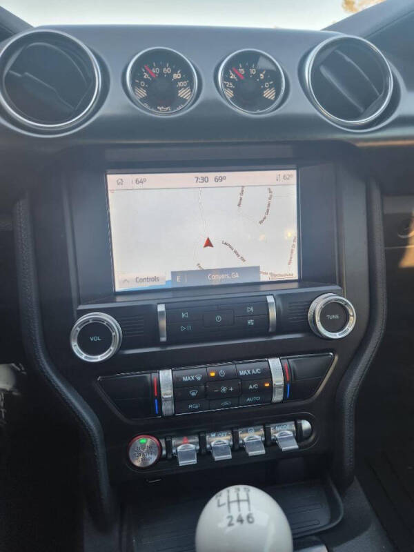 2022 Ford Mustang Mach 1