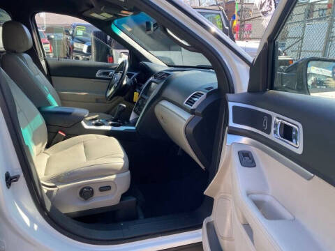 2011 Ford Explorer XLT