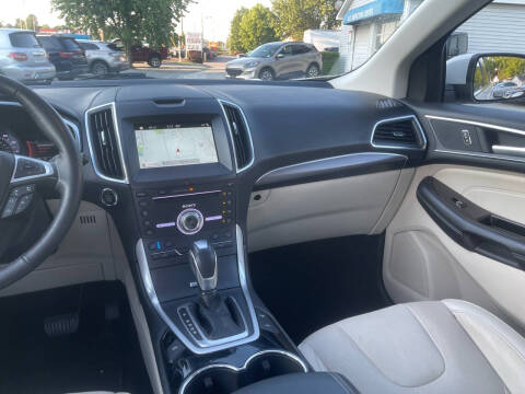2018 Ford Edge Titanium