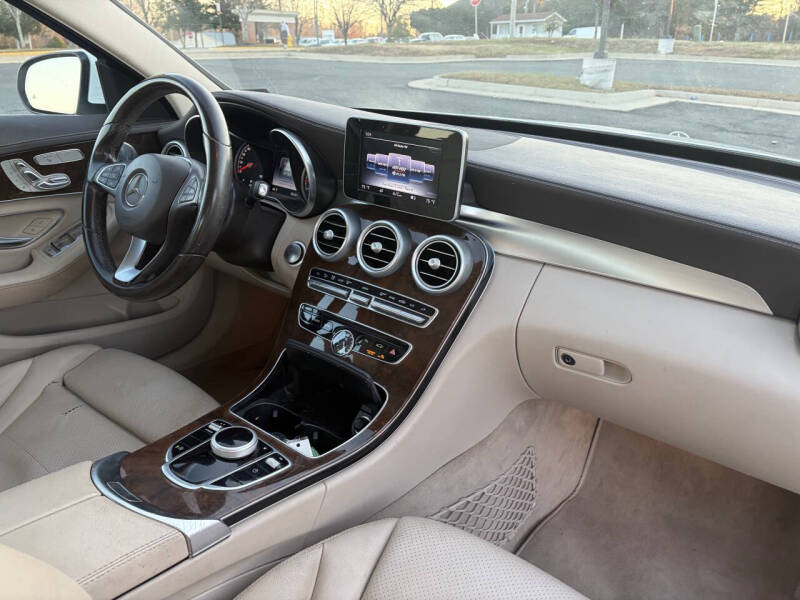 2017 Mercedes-Benz C-Class C 300 Luxury 4MATIC