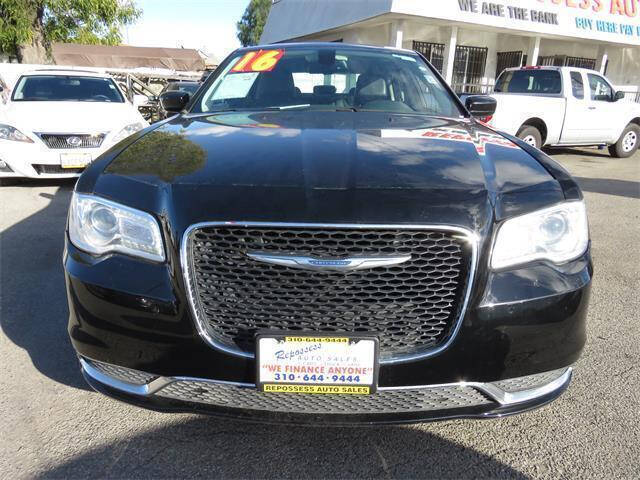2016 Chrysler 300