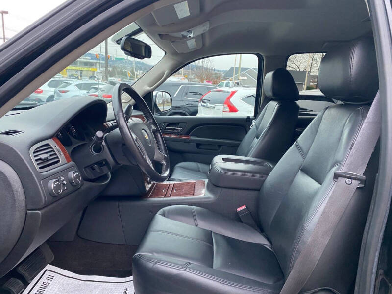 2012 Chevrolet Avalanche LTZ