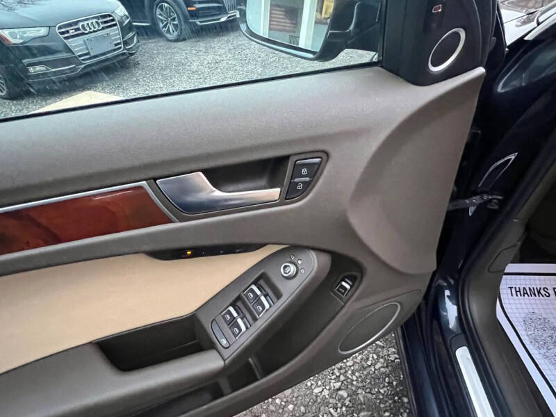 2016 Audi A4 2.0T quattro Premium Plus