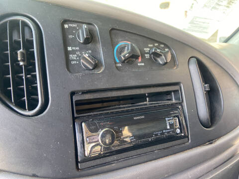 1999 Ford E-Series E-250