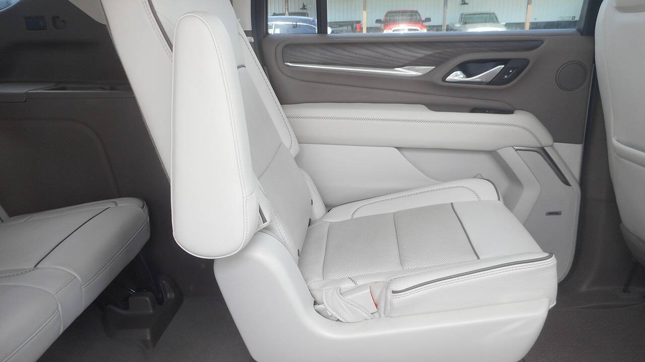 2023 GMC Yukon XL 18