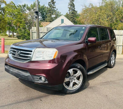 2015 Honda Pilot for sale at GoldenGate Auto Sales LLC in Crystal MN