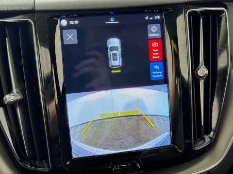 2023 Volvo XC60 B5 Core