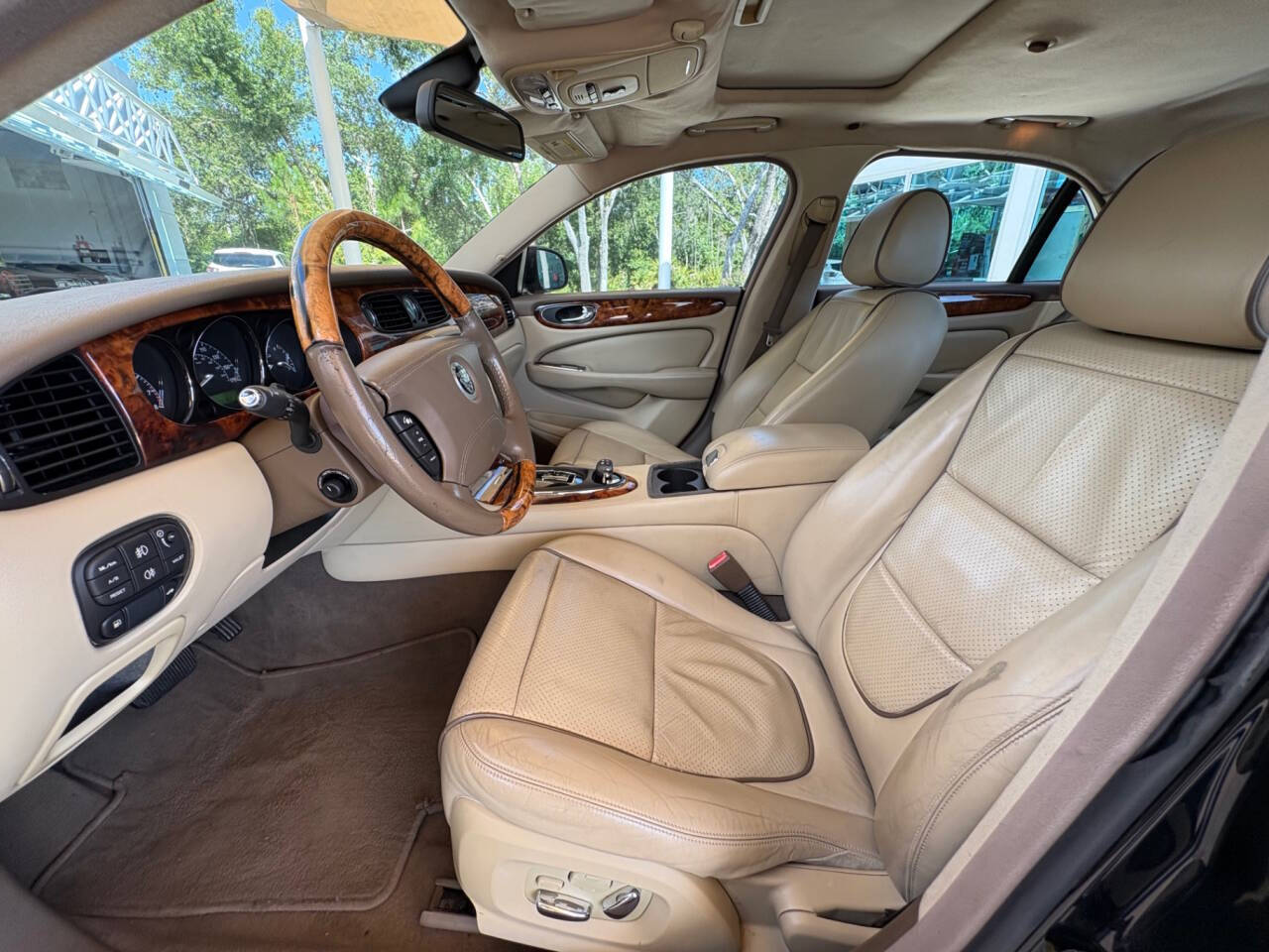 2008 Jaguar XJ-Series 21