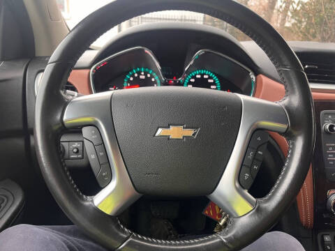 2017 Chevrolet Traverse LT