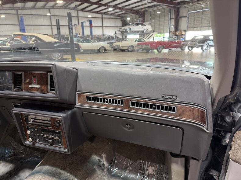 1984 Oldsmobile Cutlass Supreme