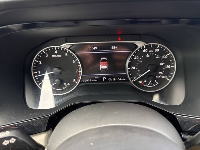 2023 Nissan Pathfinder SL