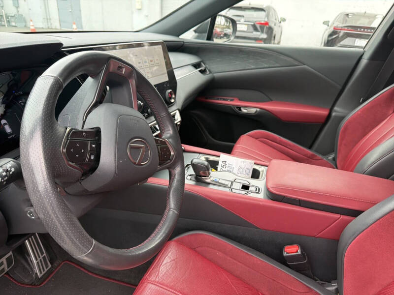 2023 Lexus RX 500h F SPORT Performance