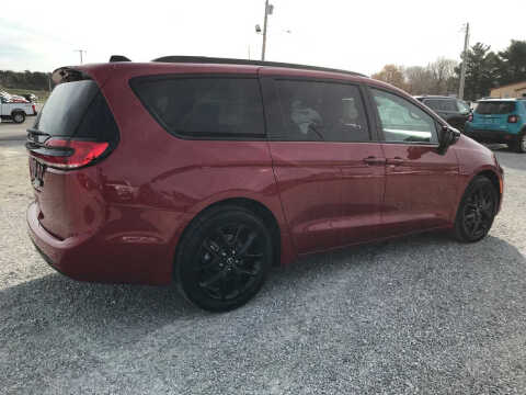 2026 Chrysler Pacifica Select