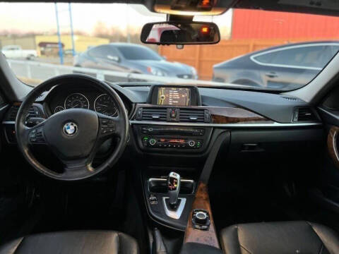 2013 BMW 3 Series 320i xDrive