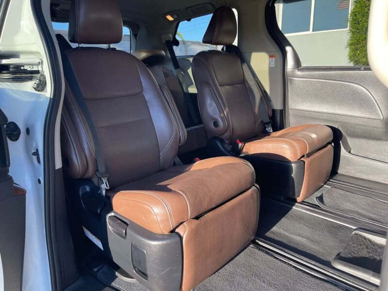 2020 Toyota Sienna