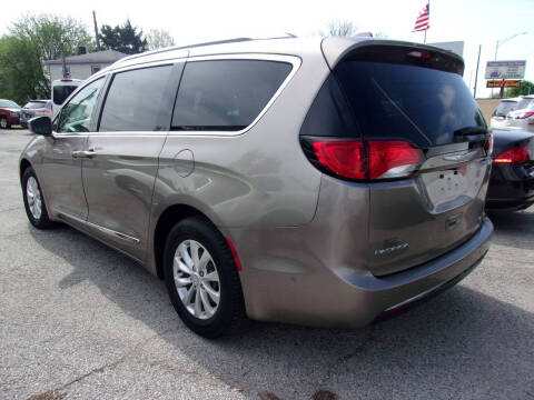 2018 Chrysler Pacifica Touring L
