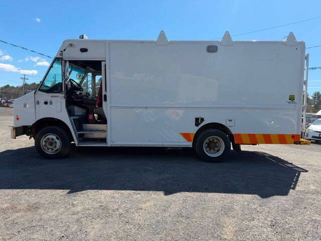 2016 Freightliner MT55 Chassis
