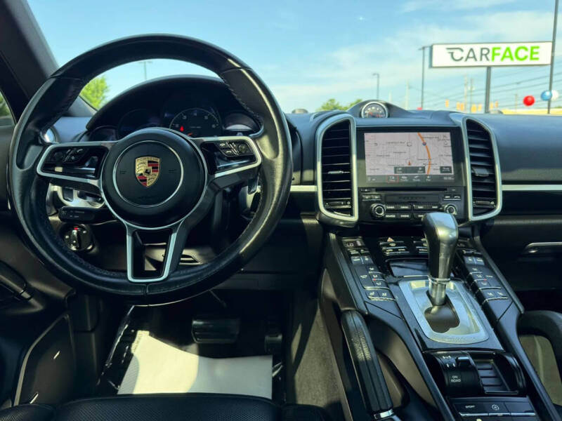 2018 Porsche Cayenne Platinum Edition