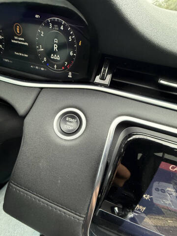 2020 Land Rover Range Rover Evoque SE