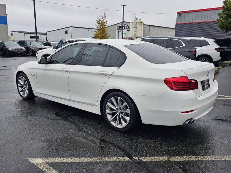2015 BMW 5 Series 528i