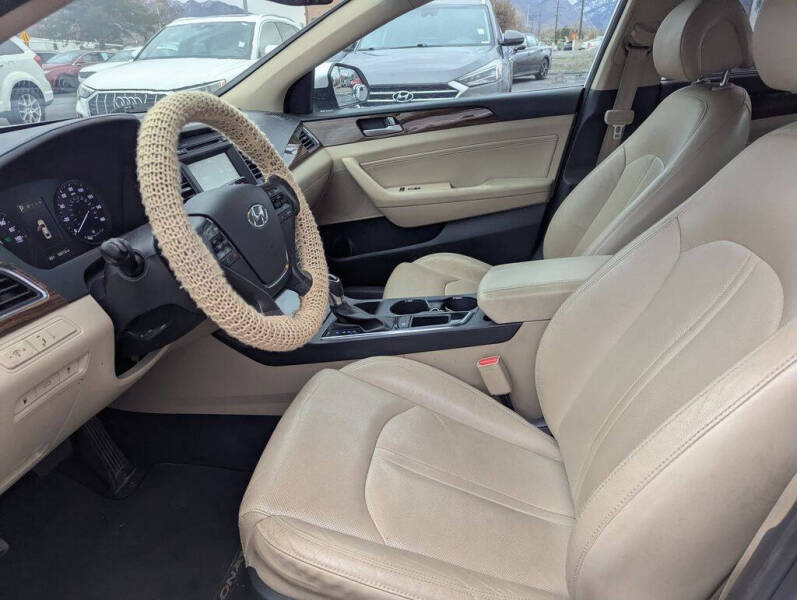 2017 Hyundai Sonata Hybrid