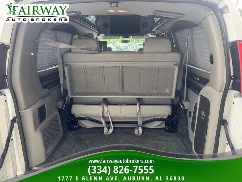 2017 GMC Savana 2500