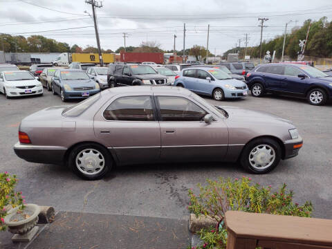 1994 Lexus LS 400